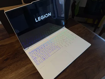 Lenovo Legion 7 16IAX10 Intel Ultra 9 275HX RTX5060 – náhľad 2