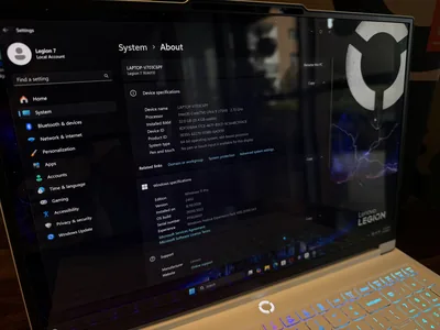 Lenovo Legion 7 16IAX10 Intel Ultra 9 275HX RTX5060 – náhľad 4