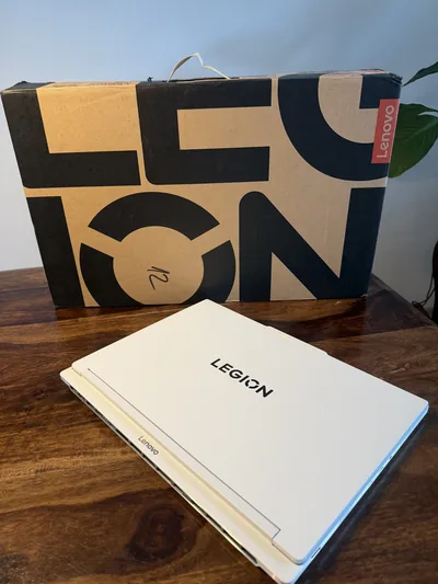Lenovo Legion 7 16IAX10 Intel Ultra 9 275HX RTX5060 – náhľad 5