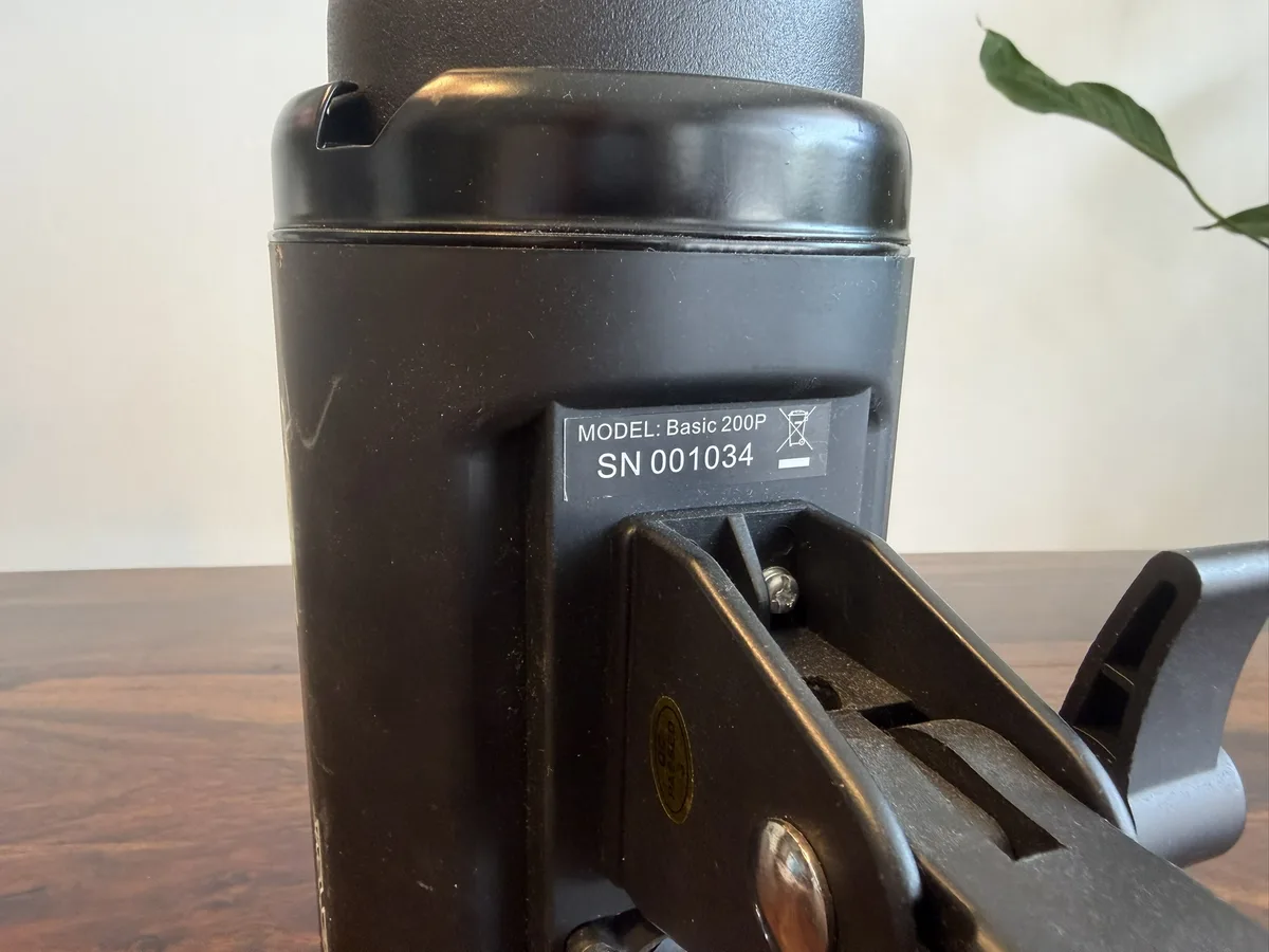 Terronic Basic 200P - štúdiový blesk 200W – fotka 3 z 5