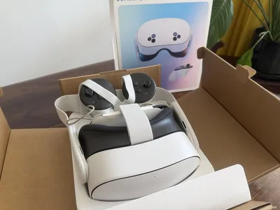 Meta Quest 3S 128GB VR headset - výborný stav – náhľad 3