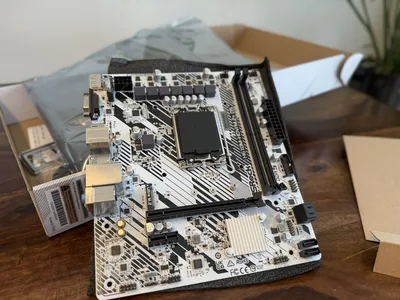 ASRock H610M-HDV/M.2+ D5 LGA1700 mATX základná doska – náhľad 3