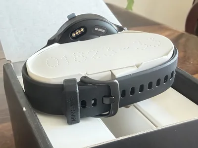 Garmin Venu 4 41mm smartwatch NOVÉ, nenosené