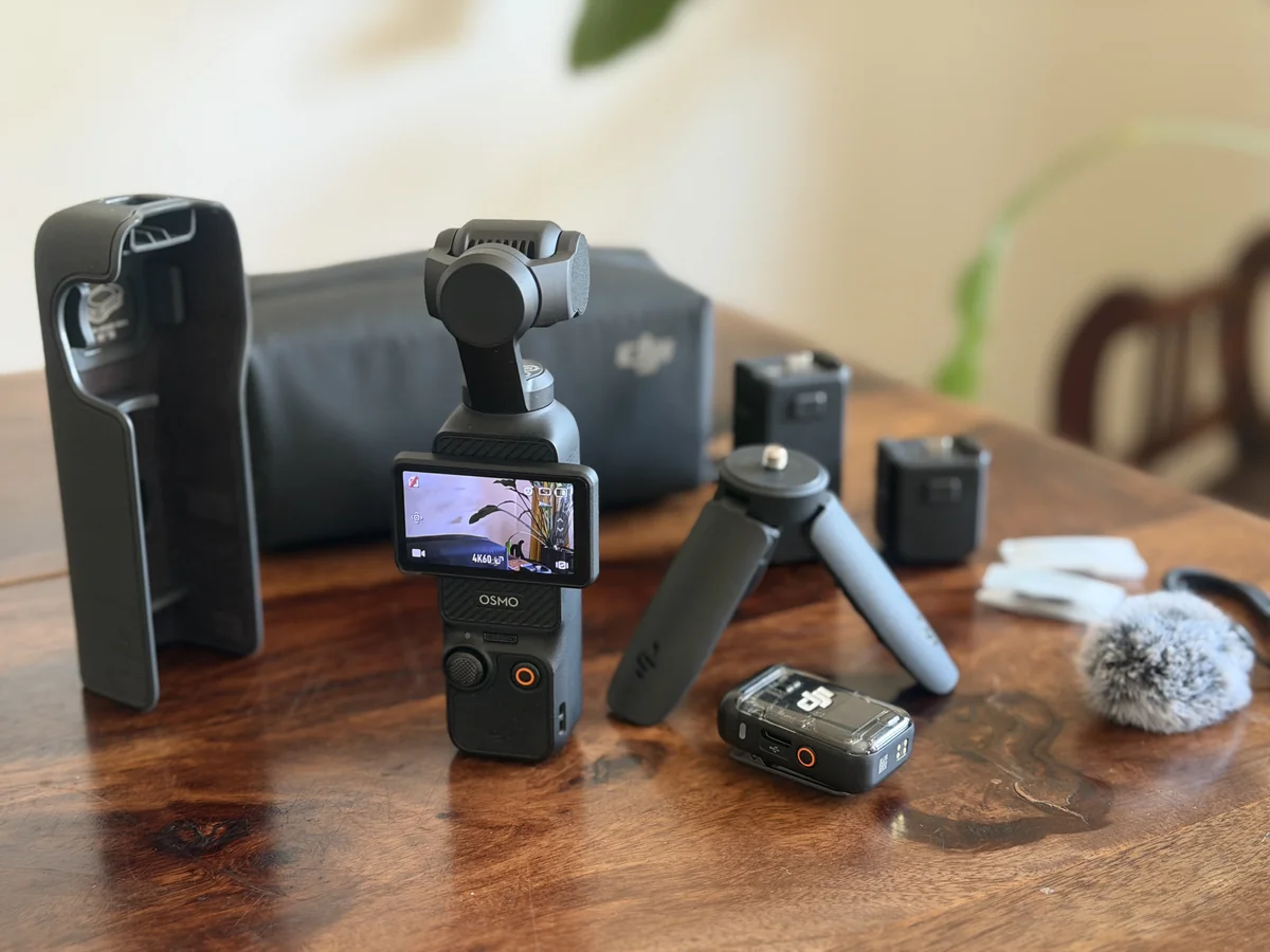 DJI Osmo Pocket 3 Creator Combo - takmer nový, 3h – fotka 2 z 4