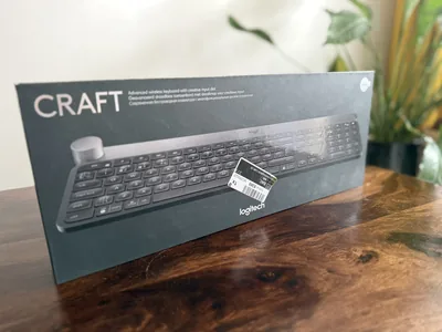 Logitech CRAFT - prémiová bezdrôtová klávesnica – náhľad 1