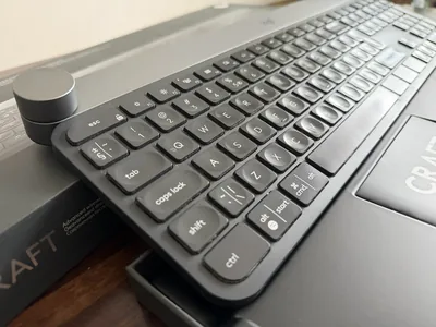 Logitech CRAFT - prémiová bezdrôtová klávesnica – náhľad 4